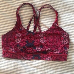 Lululemon sports bra